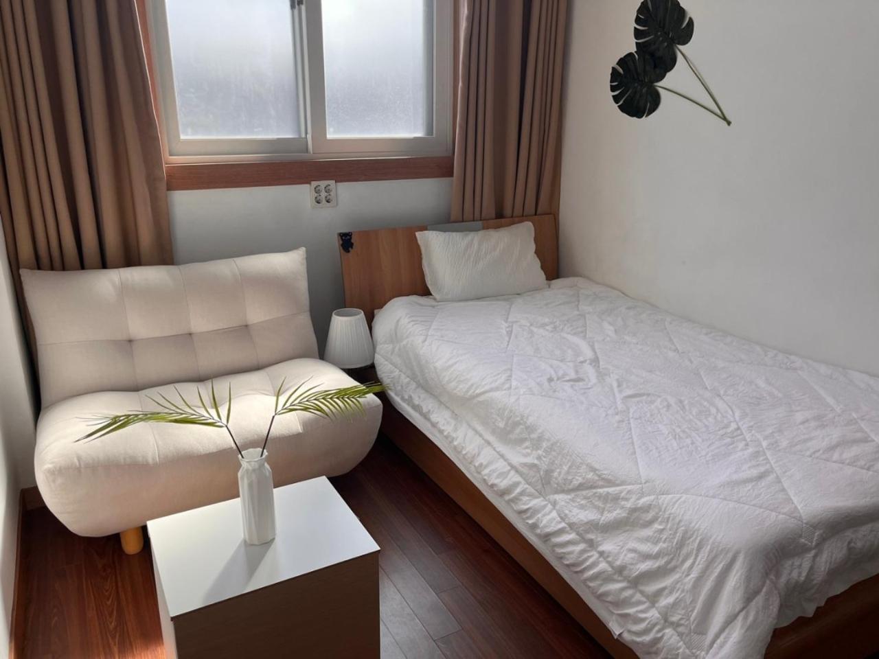 Rgb Guesthouse Jeonju Εξωτερικό φωτογραφία