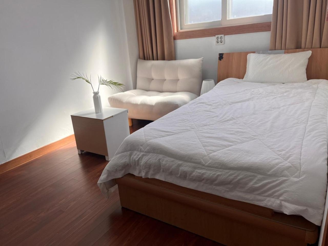 Rgb Guesthouse Jeonju Εξωτερικό φωτογραφία