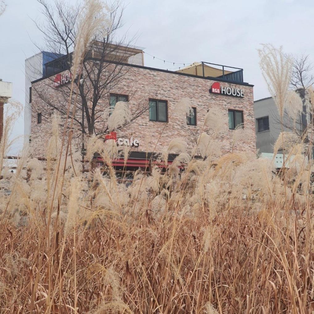 Rgb Guesthouse Jeonju Εξωτερικό φωτογραφία